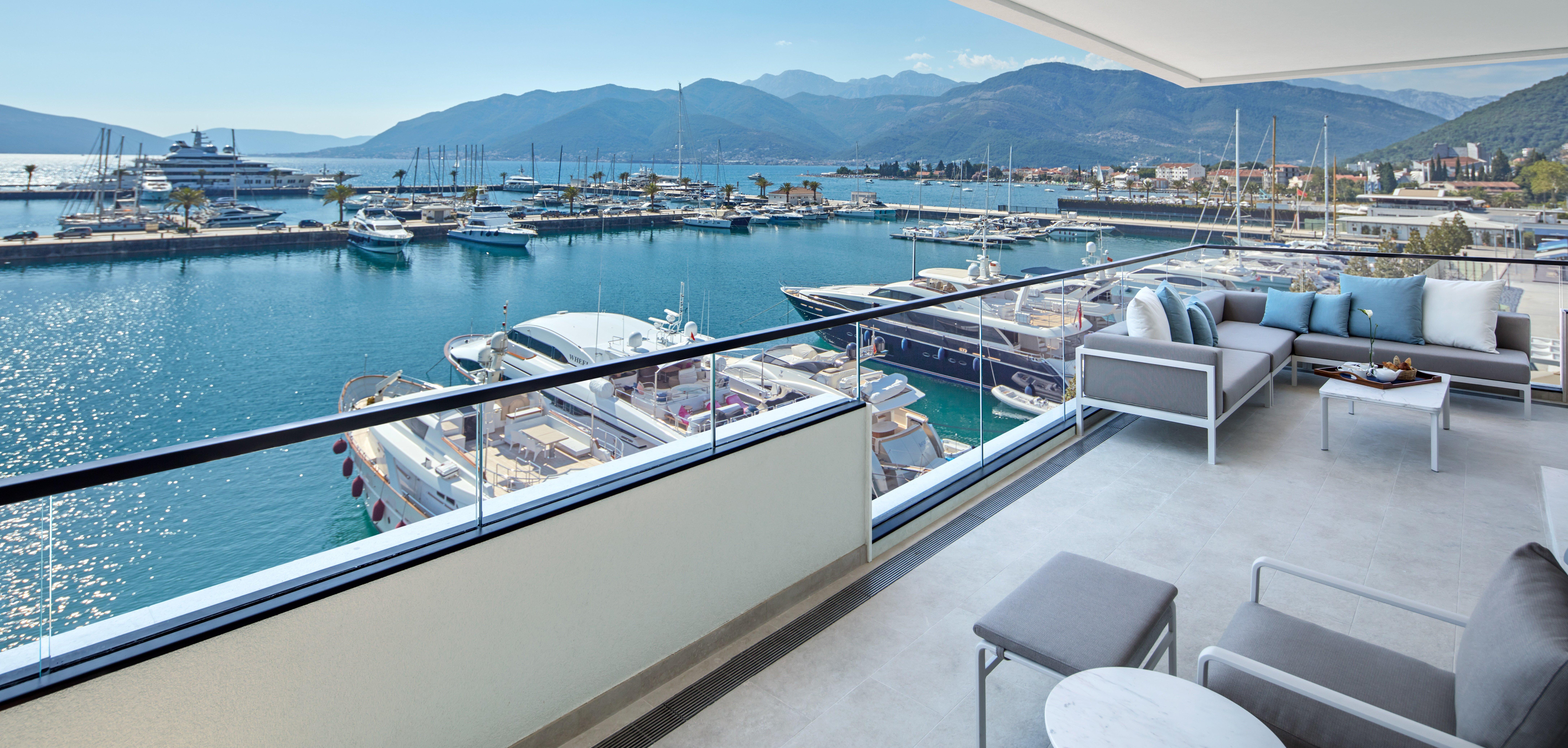 Regent Porto Montenegro Tivat Ngoại thất bức ảnh View from the hotel