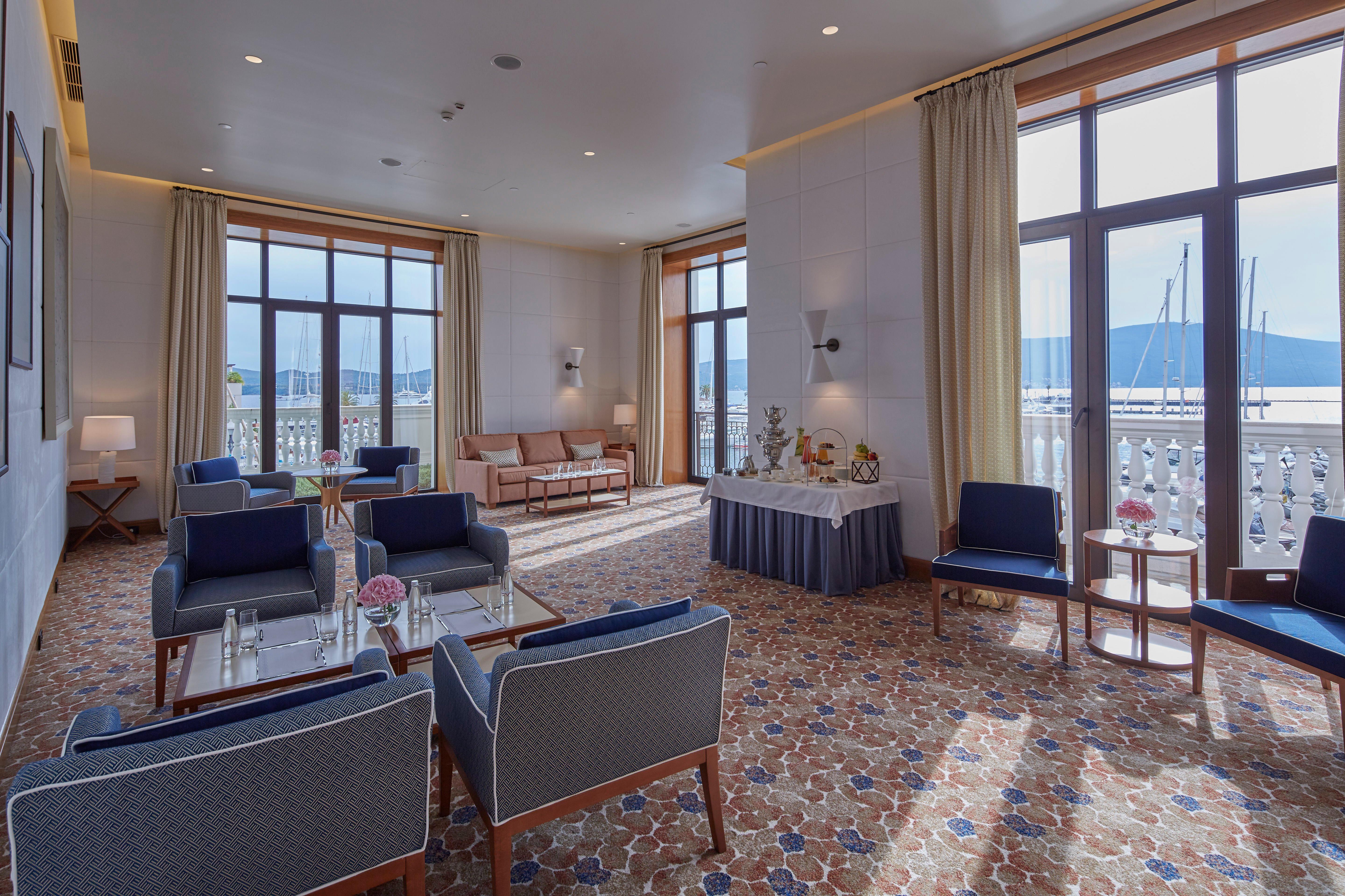 Regent Porto Montenegro Tivat Ngoại thất bức ảnh The Club Lounge at the Grand Hyatt Hotel, Amman