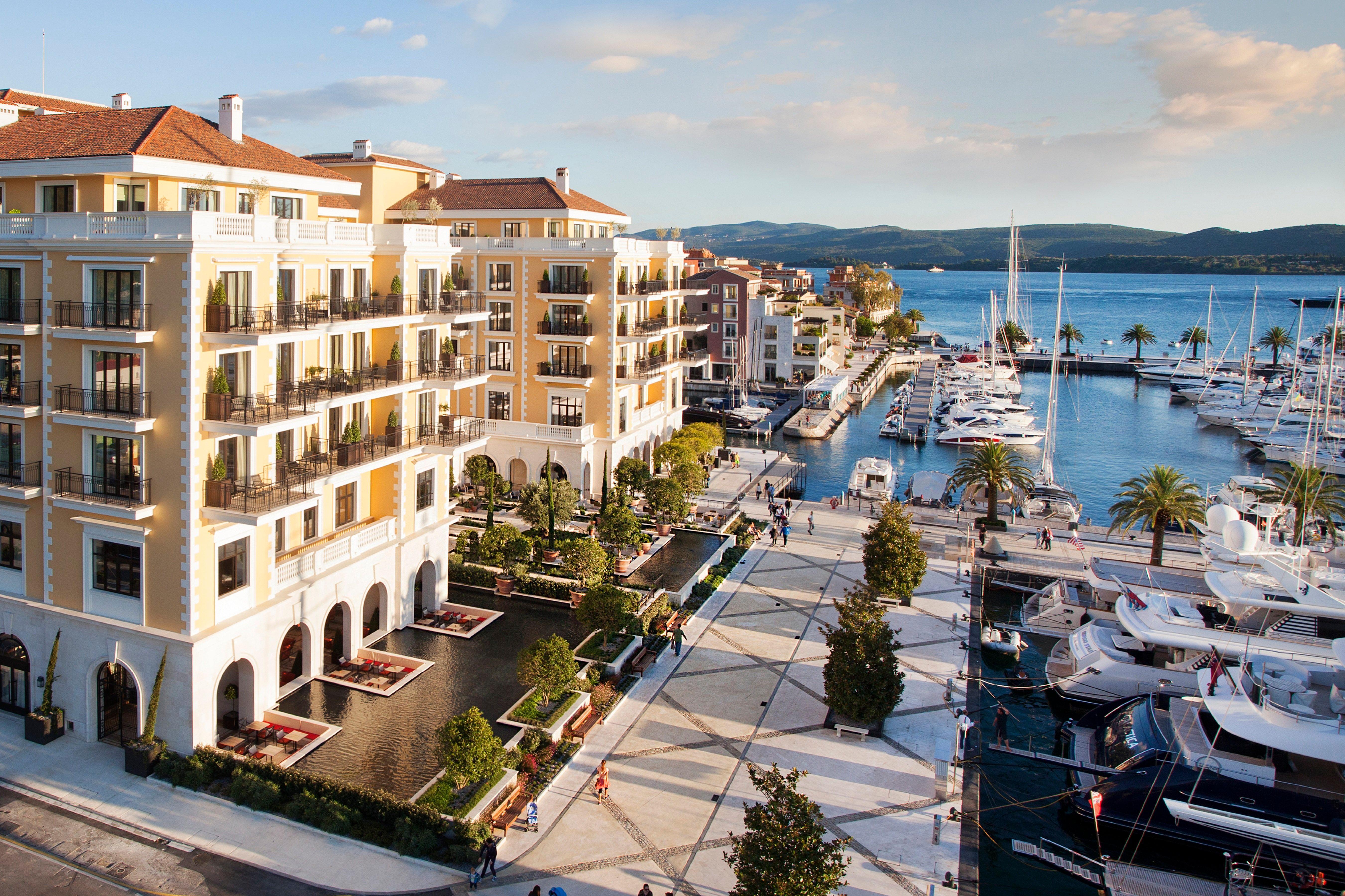 Regent Porto Montenegro Tivat Ngoại thất bức ảnh View of the marina