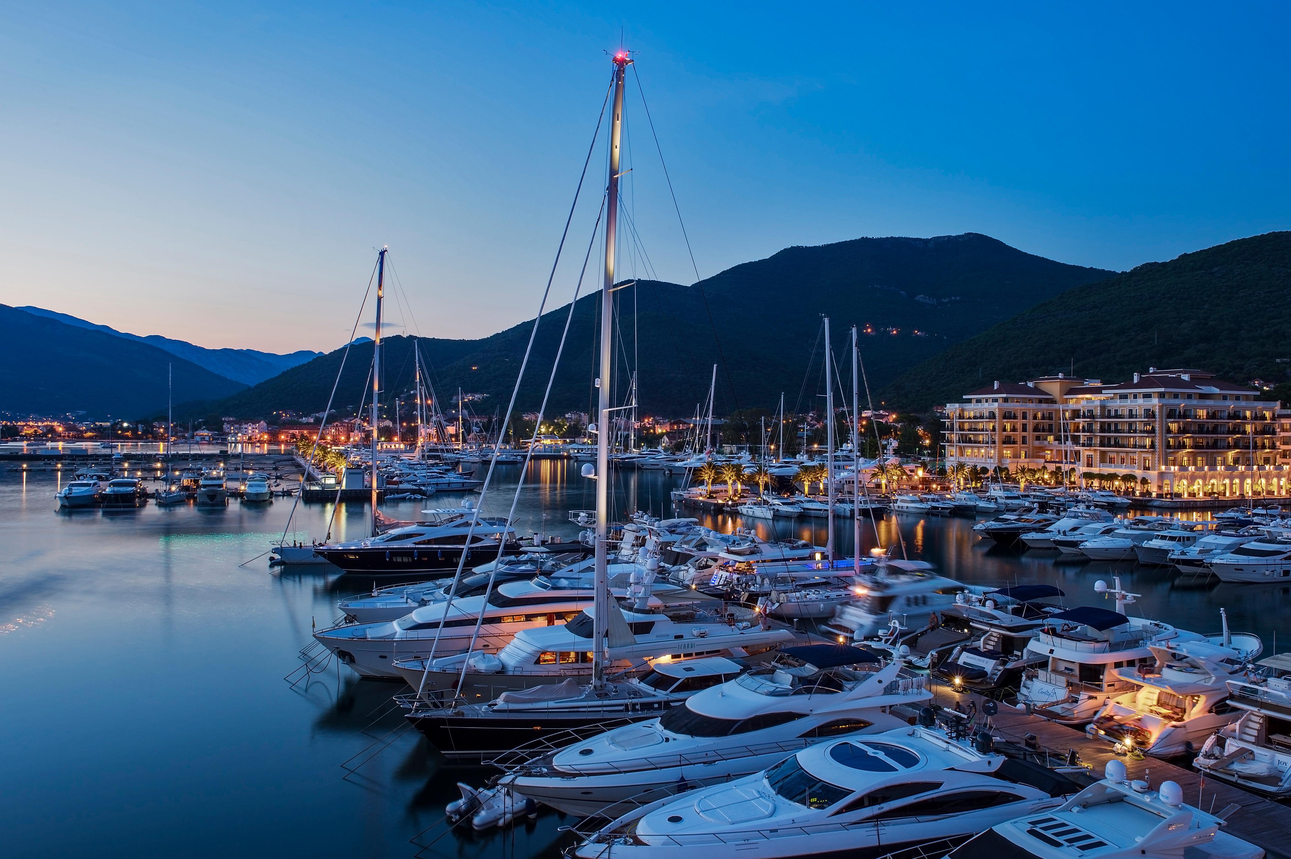 Regent Porto Montenegro Tivat Ngoại thất bức ảnh Port of Porto Cervo