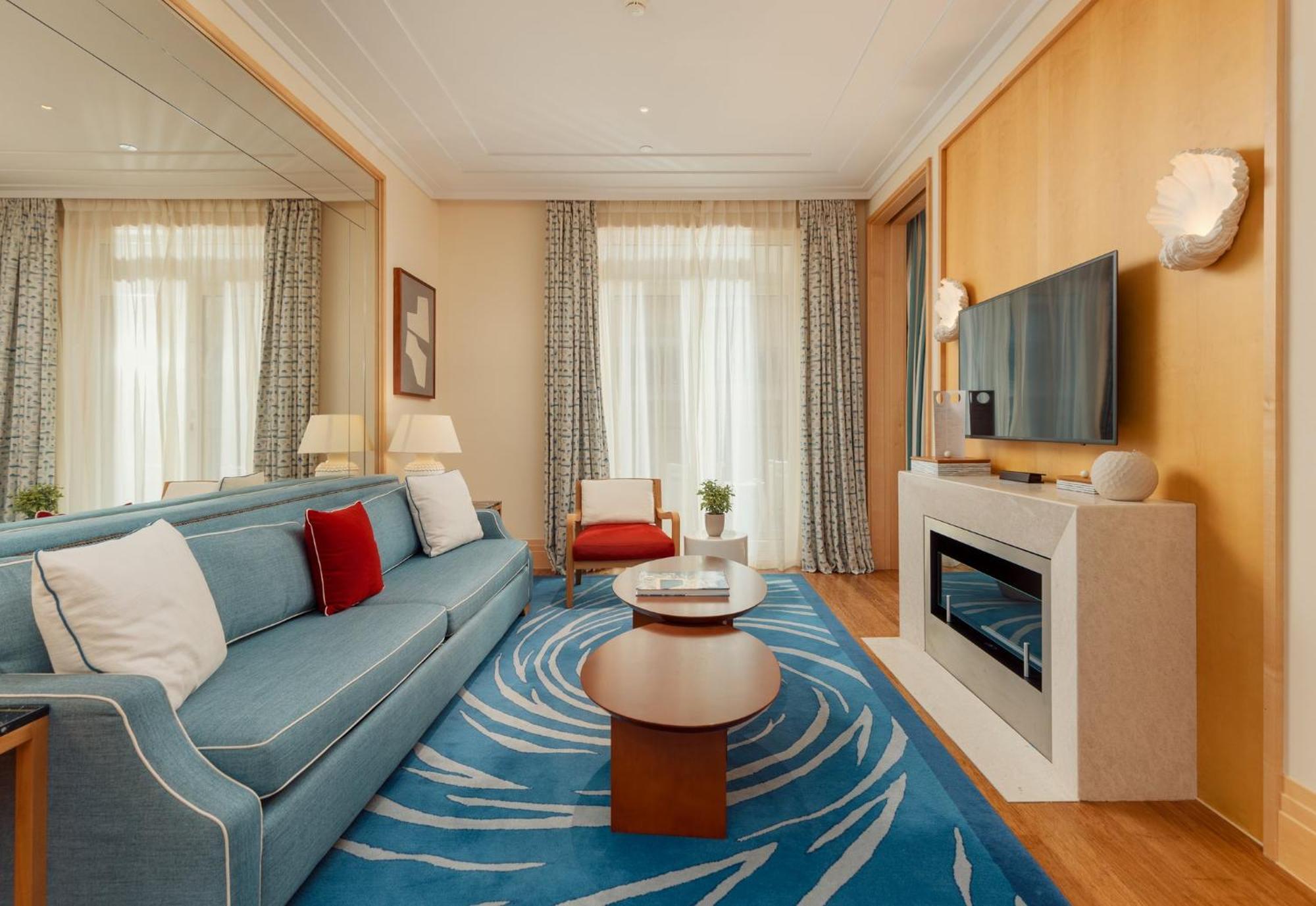 Regent Porto Montenegro Tivat Ngoại thất bức ảnh Living room